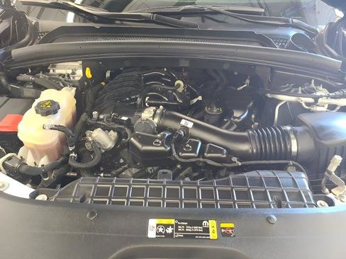 Certified 2024 Jeep Grand Cherokee L Limited w/ Luxury Tech Group II image 27