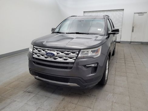 Used 2018 Ford Explorer XLT w/ Equipment Group 202A FWD image 15