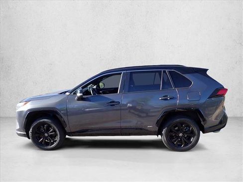 Used 2023 Toyota RAV4 XSE AWD/4WD image 2