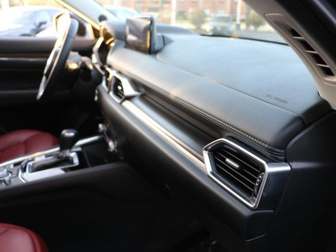 Certified 2025 MAZDA CX-5 Carbon Edition image 8