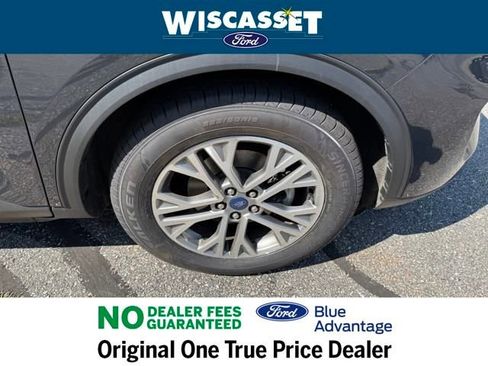 Certified 2022 Ford Escape SEL image 31