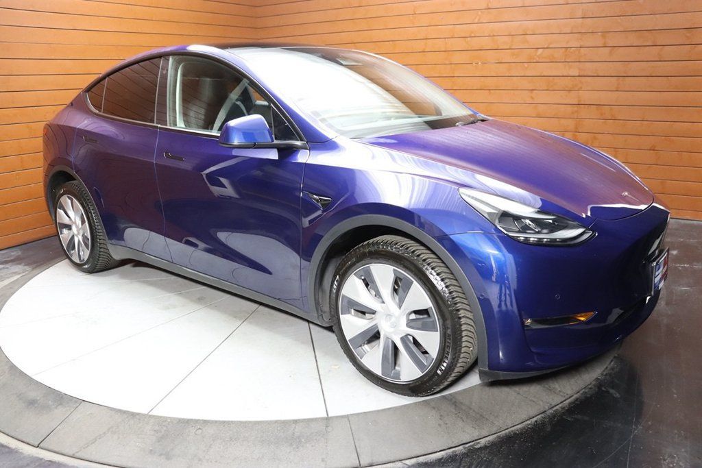 Used 2022 Tesla Model Y Long Range AWD/4WD image 20