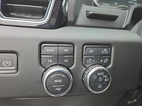 Certified 2024 GMC Sierra 2500 Denali w/ Denali Reserve Package image 26