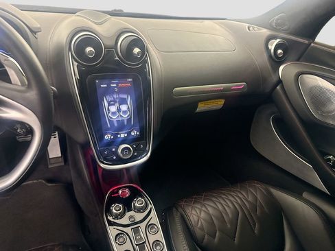 Used 2023 McLaren GT image 24