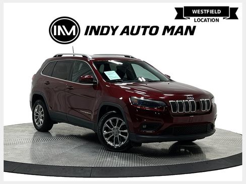 Used 2019 Jeep Cherokee Latitude Plus w/ Comfort/Convenience Group FWD image 1