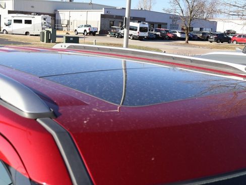 Used 2017 Ford Explorer XLT w/ Equipment Group 202A image 13