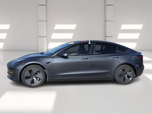 Used 2022 Tesla Model 3 Long Range image 7