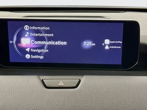 Used 2024 MAZDA CX-90 3.3 Turbo w/ Premium Package image 12