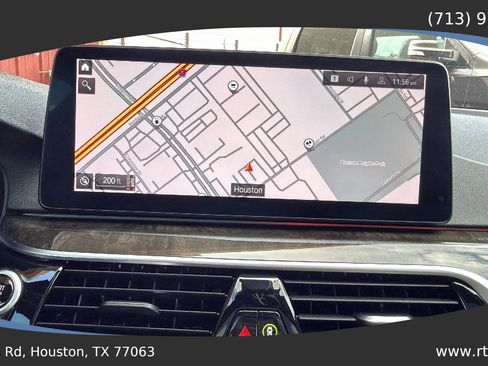 Used 2021 BMW 540i w/ Convenience Package image 46