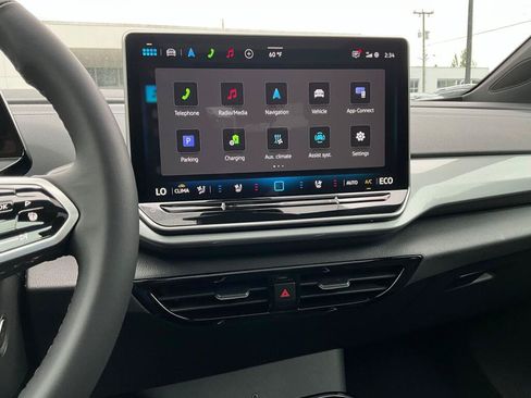 New 2026 Volkswagen ID.4 Pro S AWD/4WD image 17