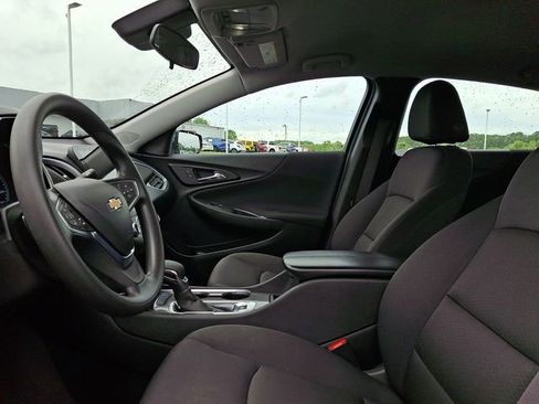 Used 2024 Chevrolet Malibu LT FWD image 13