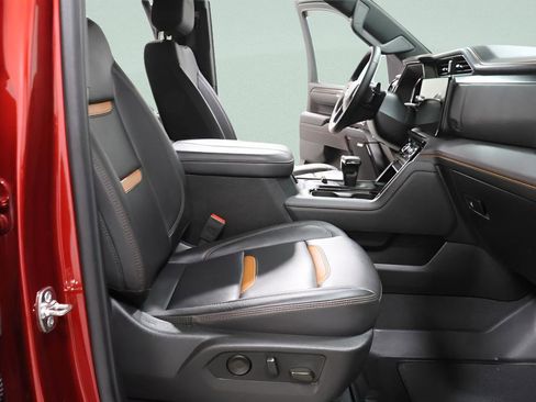 Used 2025 GMC Sierra 1500 AT4 w/ AT4 Preferred Package image 30