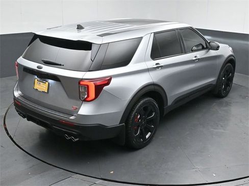 Certified 2021 Ford Explorer ST w/ ST Street Pack image 41