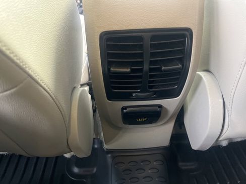 Used 2014 Ford Escape SE w/ SE Chrome Package image 15