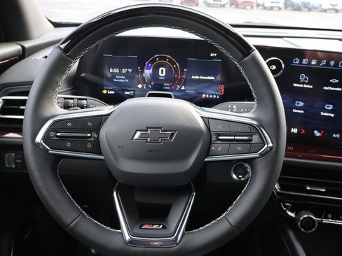 New 2026 Chevrolet Traverse Z71 w/ Enhanced Driving Package image 6