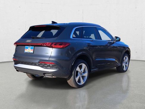 New 2025 Audi Q5 Premium Plus image 5