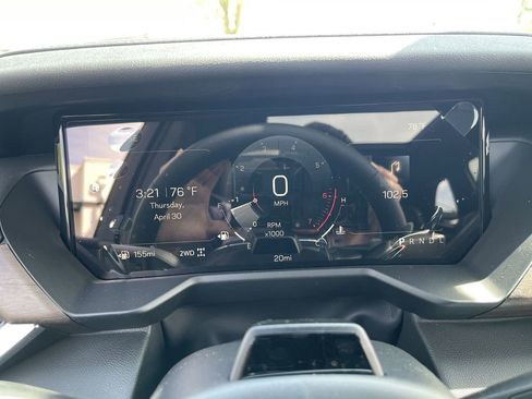 New 2026 GMC Acadia Denali Ultimate AWD/4WD image 11