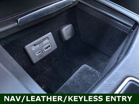 Used 2022 Cadillac XT4 Premium Luxury w/ Enhanced Visibility Package image 16