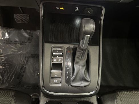 Used 2024 Honda CR-V LX image 19