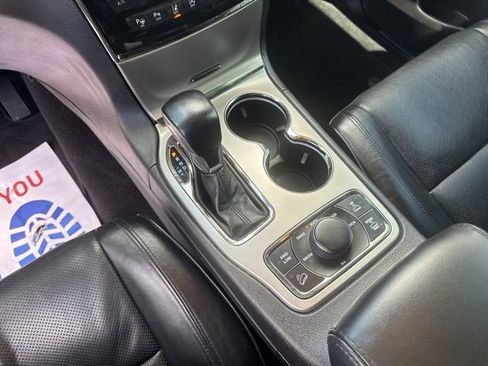 Used 2021 Jeep Grand Cherokee High Altitude AWD/4WD image 23