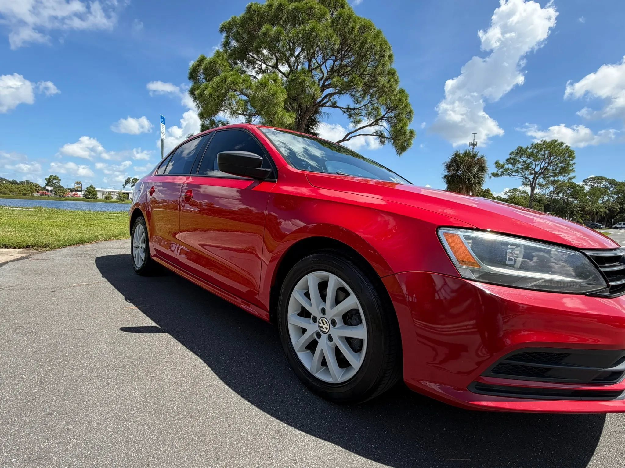 Used 2015 Volkswagen Jetta SE FWD image 9