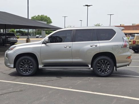 Certified 2022 Lexus GX 460 Premium AWD/4WD image 4