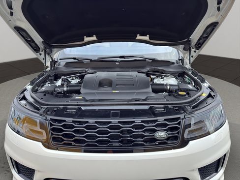 Used 2020 Land Rover Range Rover Sport HST image 23