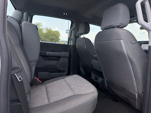 Used 2024 Ford F250 XL w/ STX Appearance Package AWD/4WD image 23