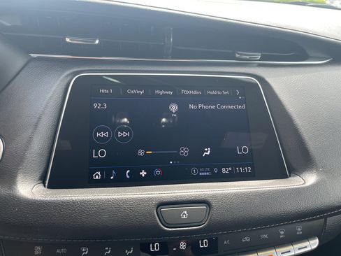 Used 2023 Cadillac XT4 Premium Luxury AWD/4WD image 20