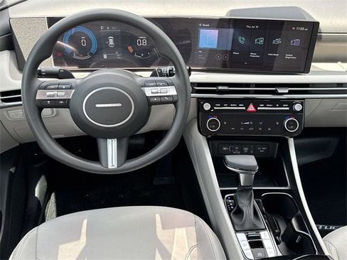 New 2025 Hyundai Tucson SEL image 23