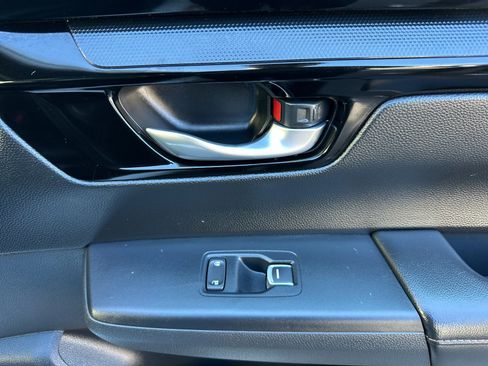 Used 2023 Honda CR-V Sport Touring image 18