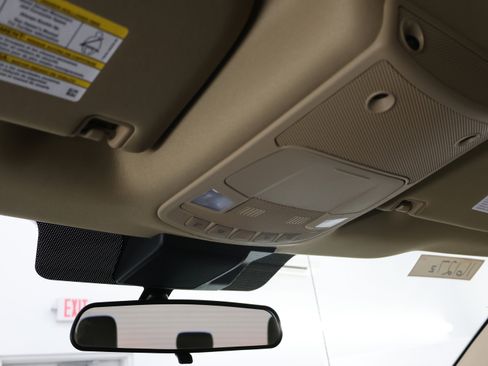 Used 2020 Ford F350 XLT w/ XLT Premium Package image 12