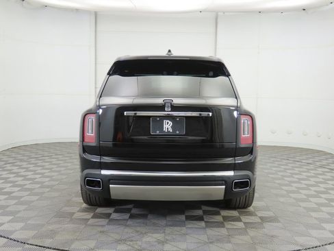 Certified 2023 Rolls-Royce Cullinan w/ Cullinan Package image 6