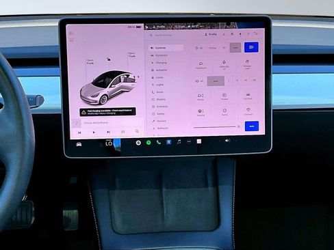 Used 2021 Tesla Model 3 Long Range image 9