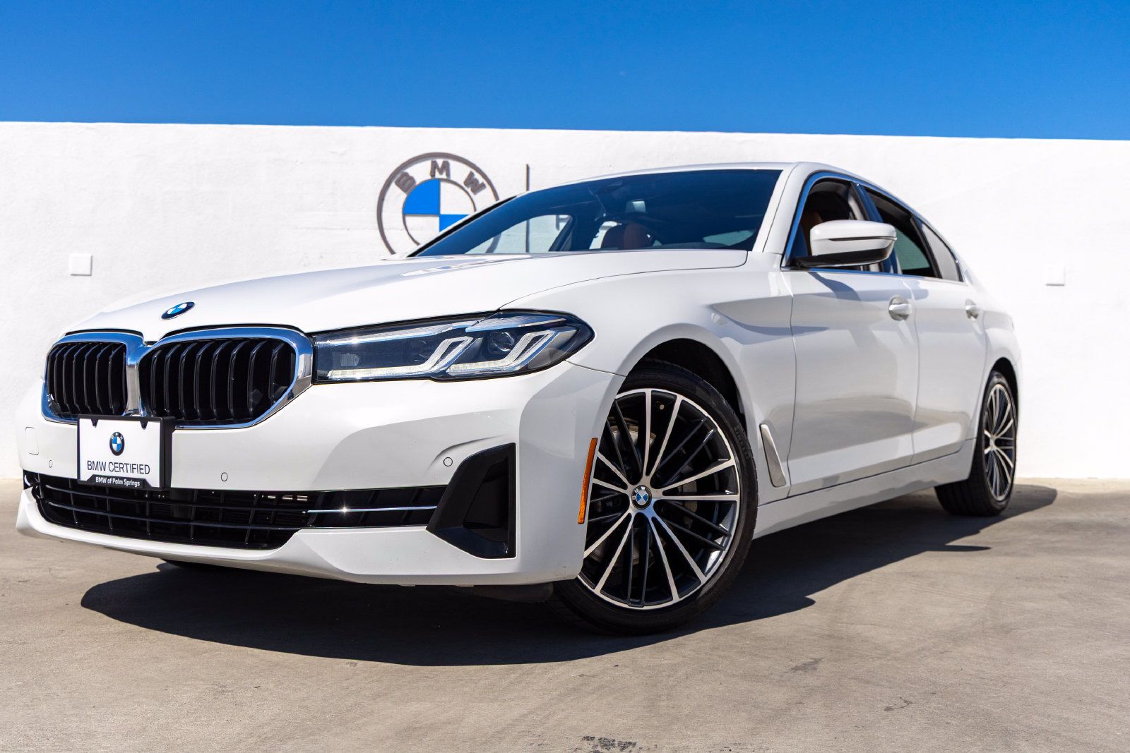 Certified 2023 BMW 530i w/ Premium Package RWD image 8