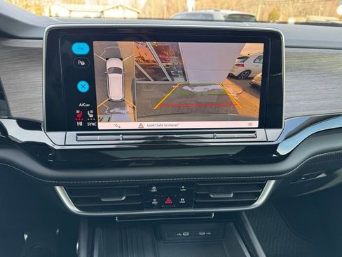 New 2026 Volkswagen Atlas SEL Premium R-Line AWD/4WD image 39