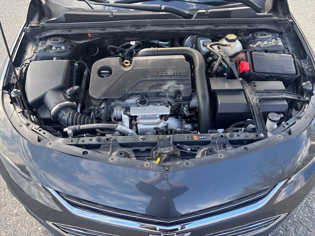 Used 2018 Chevrolet Malibu LT FWD image 20