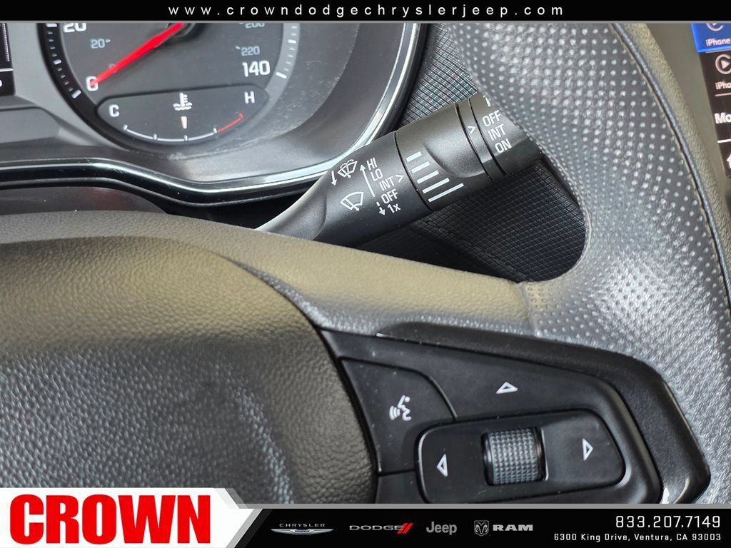 Used 2023 Chevrolet TrailBlazer LT FWD image 29