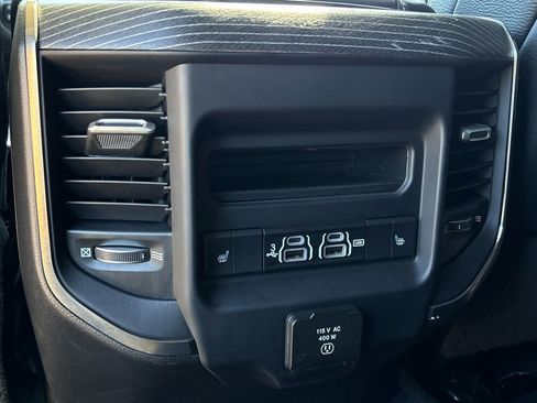 Used 2020 RAM 2500 Limited AWD/4WD image 36