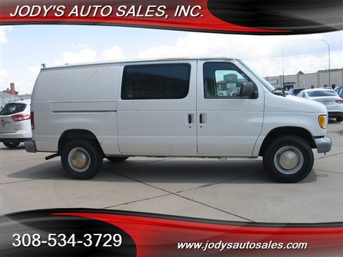 Used 2000 Ford E-250 and Econoline 250 RWD image 20