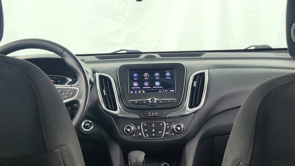 Used 2022 Chevrolet Equinox LT FWD image 16