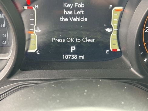 Used 2026 Jeep Wrangler Unlimited Rubicon AWD/4WD image 18