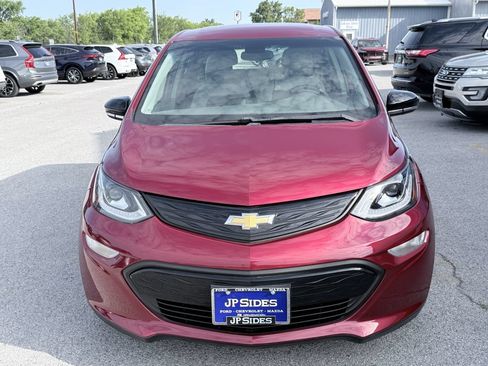 Used 2020 Chevrolet Bolt LT FWD image 2