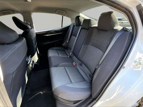 Used 2025 Toyota Camry LE FWD image 18