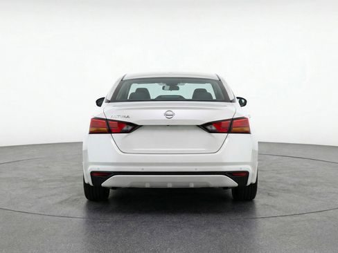 Used 2025 Nissan Altima 2.5 SV image 7