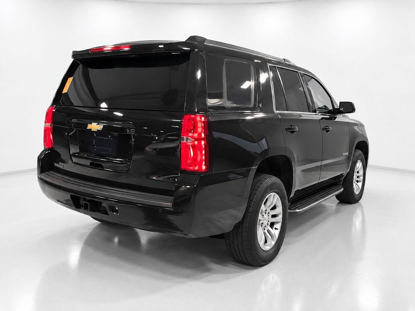 Used 2020 Chevrolet Tahoe LS AWD/4WD image 4