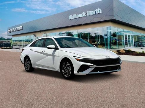 New 2025 Hyundai Elantra Limited FWD image 11