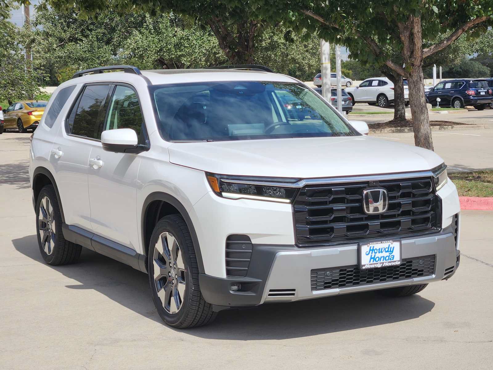 New 2026 Honda Pilot Elite image 2