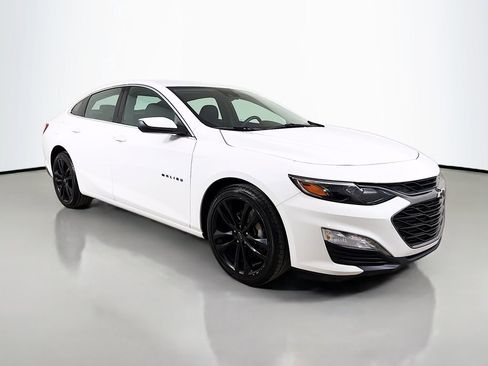 Used 2024 Chevrolet Malibu LT w/ Sport Edition FWD image 4