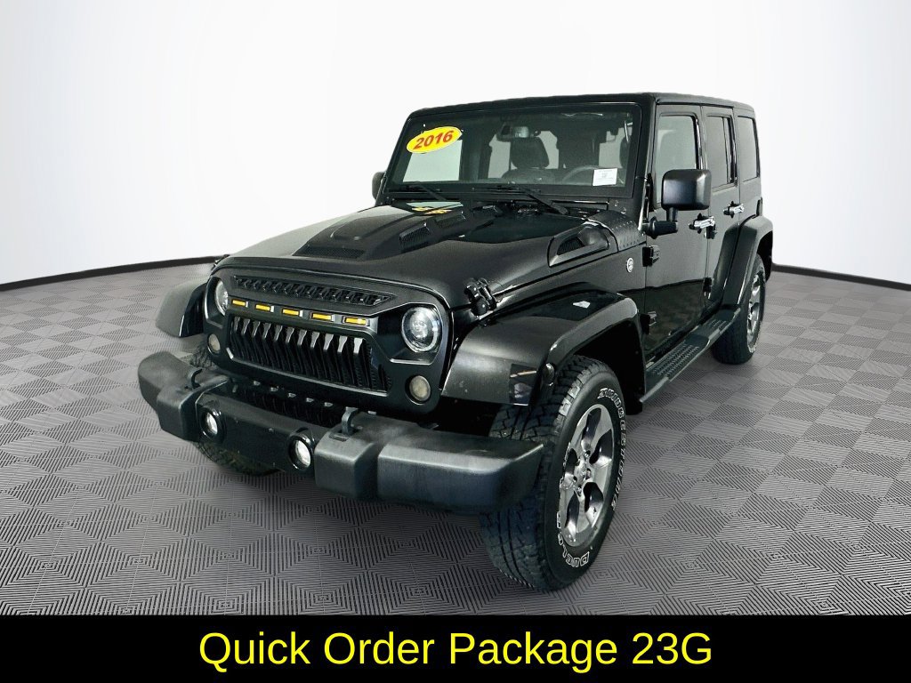 Used 2016 Jeep Wrangler Unlimited Sahara w/ Connectivity Group AWD/4WD image 5